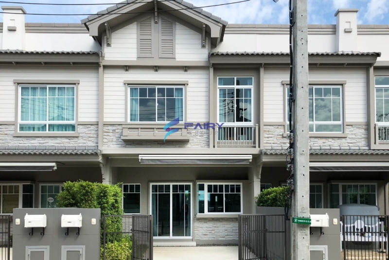 ขายและให้เช่า ทาวน์โฮม 2ชั้น 89 ตร.ม หมู่บ้านอินดี้3 บางนา กม.7 หลังเมกาบางนา
